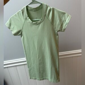 Lululemon Swiftly Tech Short Sleeve